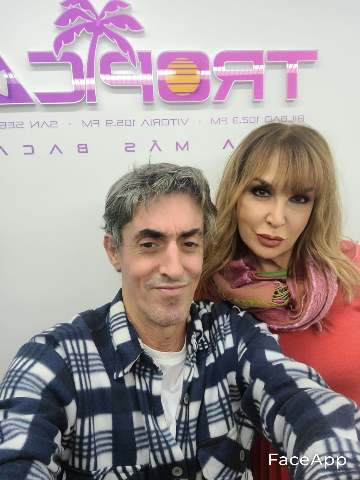 Joseal Gil Alvarez con paciente